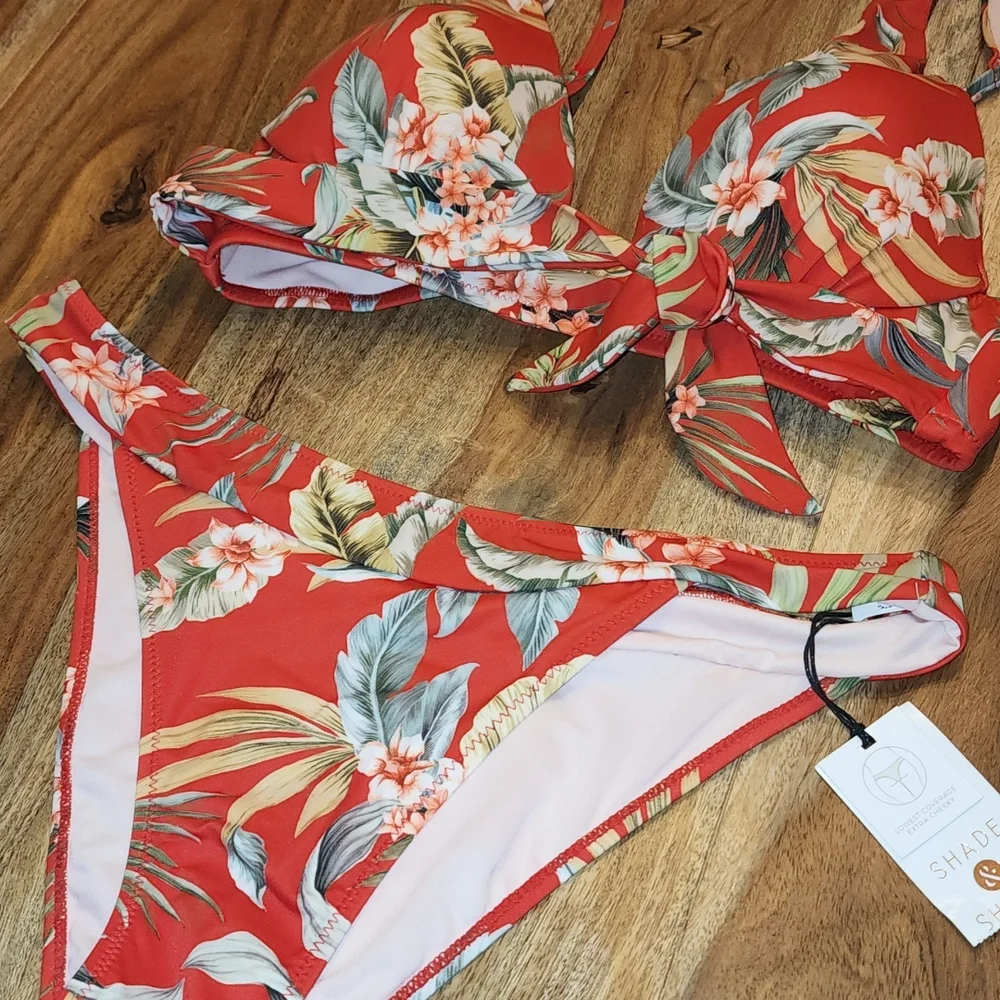 Red Floral Bikini - Picture 2 of 7